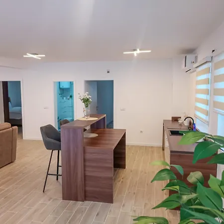 Leyan Holiday home *