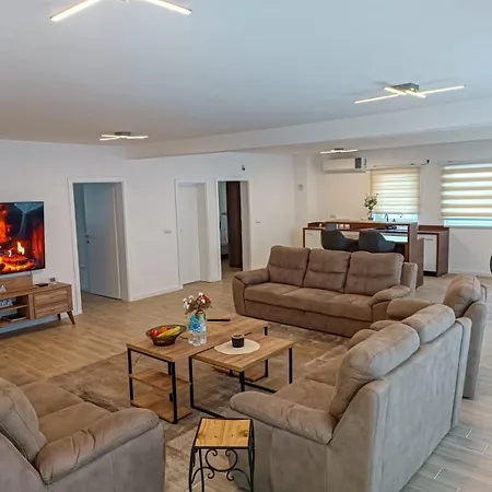 Leyan Holiday home Misevici