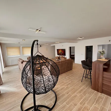 Leyan Holiday home *