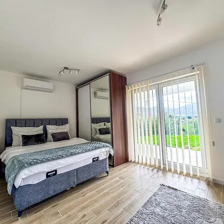 Leyan Holiday home