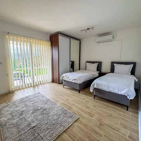 Leyan Holiday home